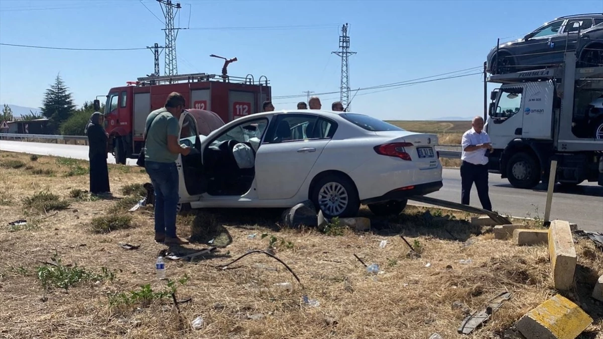 Afyonkarahisar'ın Sandıklı ilçesinde kaza: 5 kişi yaralandı