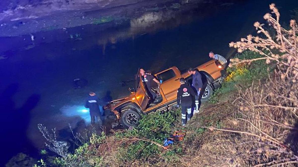 Bolu'da feci kaza: Dereye uçan kamyondaki 1 kişi hayatını kaybetti