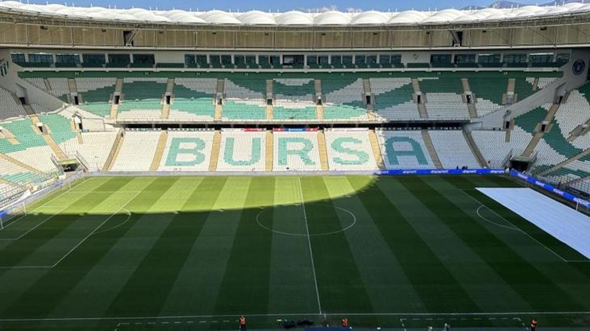 Bursaspor, stat ismini 'Yüzüncü Yıl Atatürk Sütaş Stadyumu' olarak değiştirdi