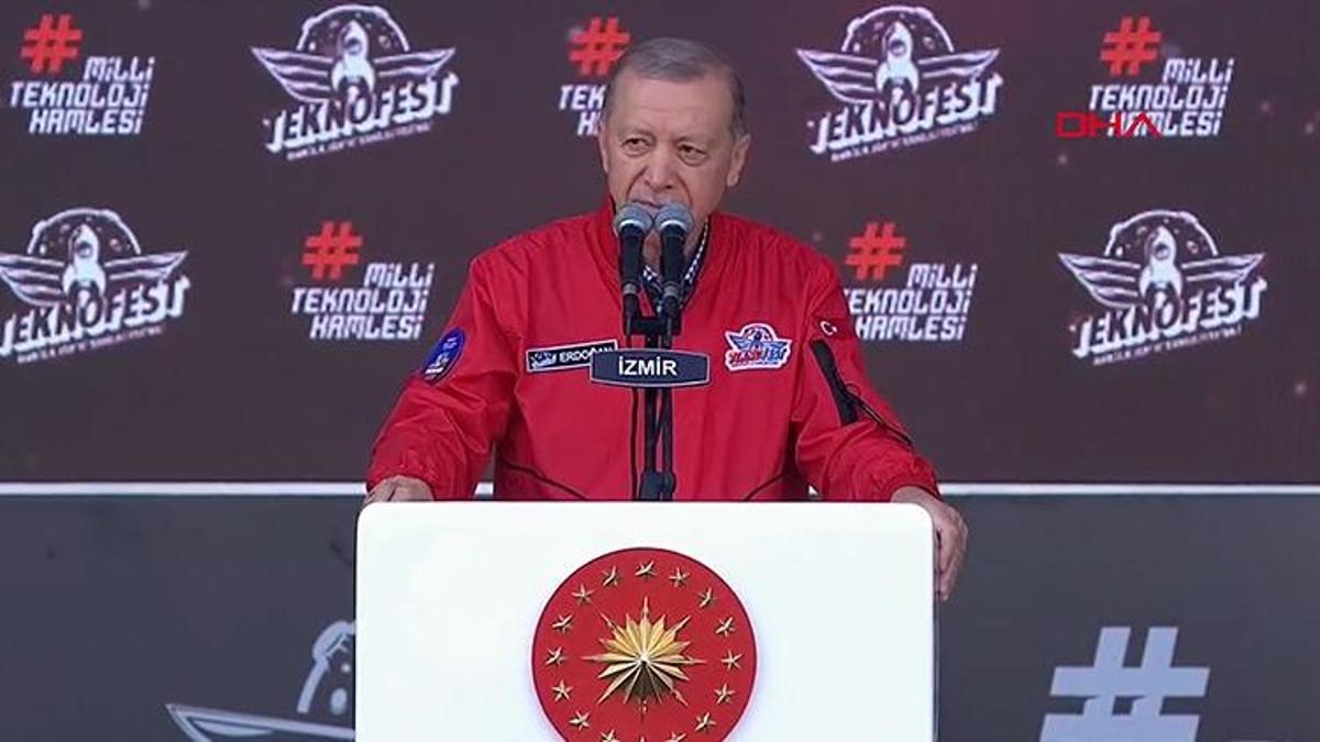 Cumhurbaşkanı Erdoğan, TEKNOFEST'te açıklamalarda bulunuyor