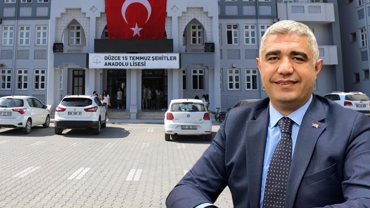 Düzce Valiliği geri adım attı! Tepki çeken isim değişikliği sonrası okula yeniden "15 Temmuz Şehitler Anadolu Lisesi" tabelası asıldı