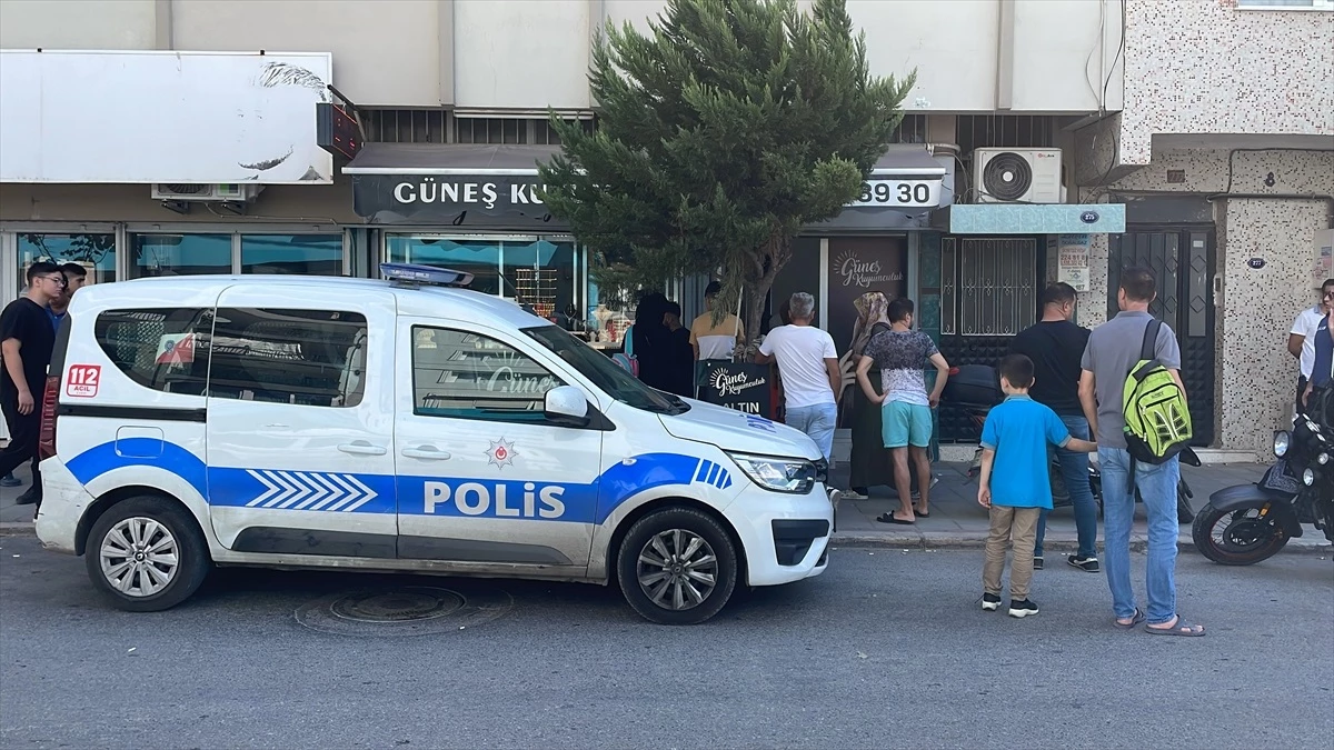 İzmir'de Kuyumcu Soygunu: 3 Şüpheliden 2'si Tutuklandı