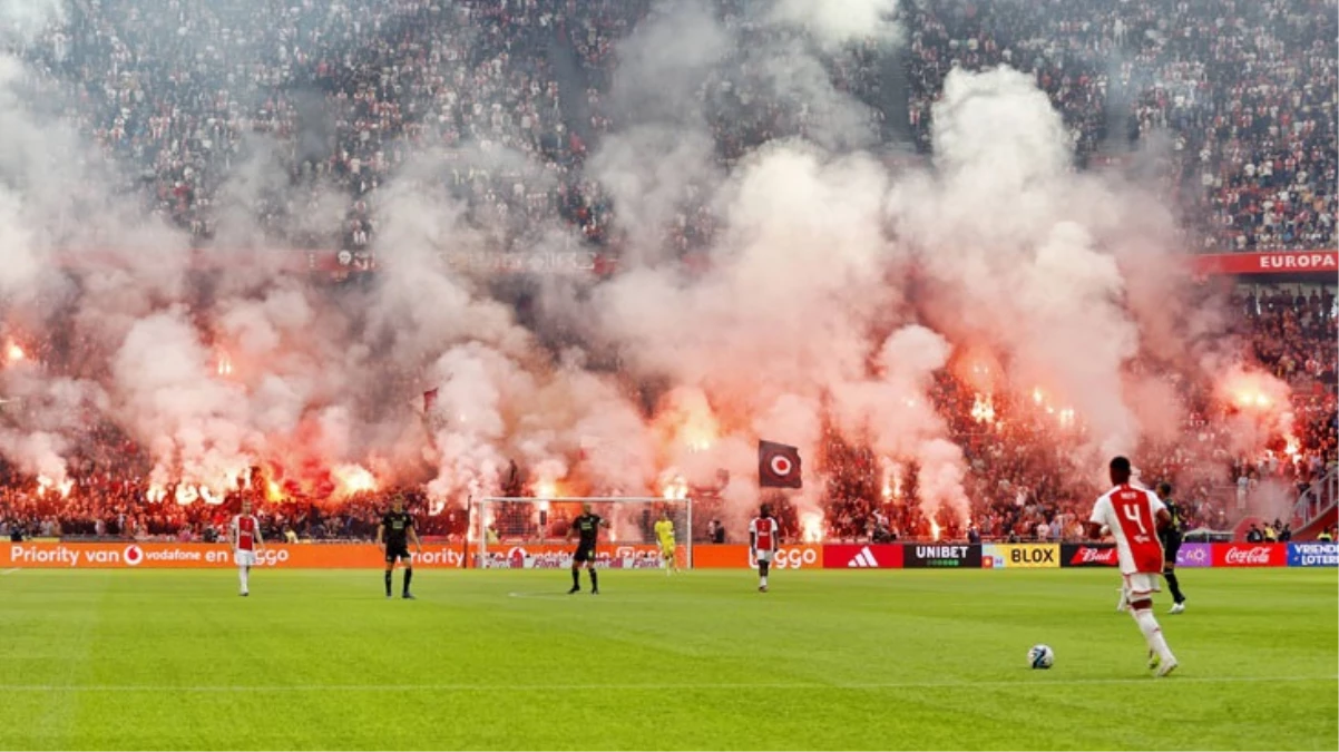 Maç yarıda kalmıştı! Ajax-Feyenoord karşılaşması, seyircisiz olarak tamamlanacak