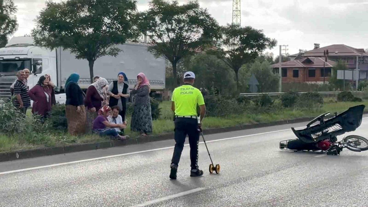 Samsun'da SUV Otomobil Motosiklete Çarptı: 2 Yaralı