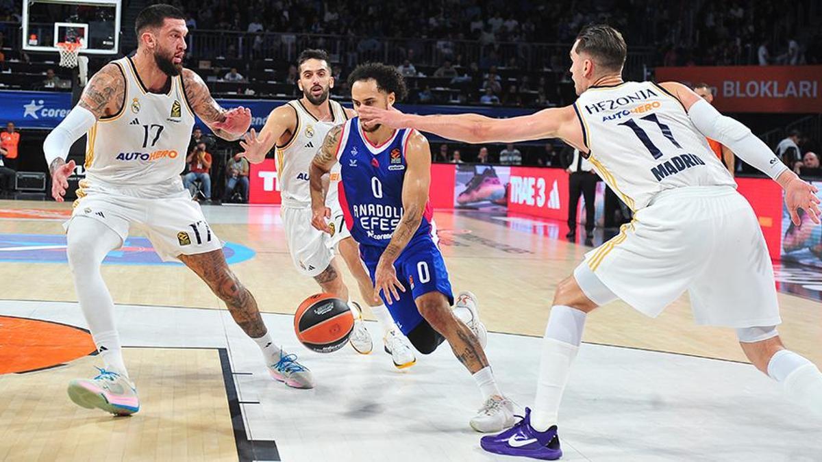 (ÖZET) Anadolu Efes - Real Madrid maç sonucu: 80-103 | Efes, 2'de 0 ile başladı