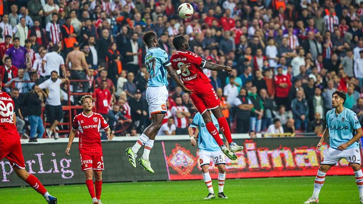 (ÖZET) Samsunspor - Başakşehir maç sonucu: 0-0 | Gol krizleri sürüyor!