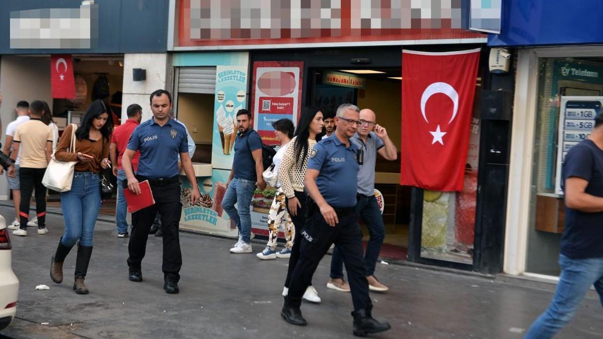 Adana'da dehşet! Restoran çalışanını bıçakladı