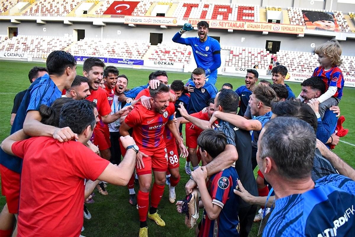 Altınordu, Kırklarelispor'u 4-0 mağlup ederek ilk galibiyetini aldı