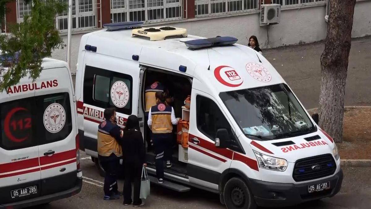 Amasya'da marketten çiğ köfte alıp yiyen beş kişi hastaneye kaldırıldı