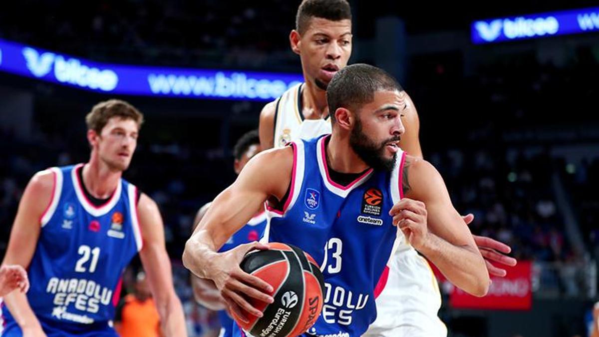 Anadolu Efes-LDLC ASVEL maçı (CANLI)