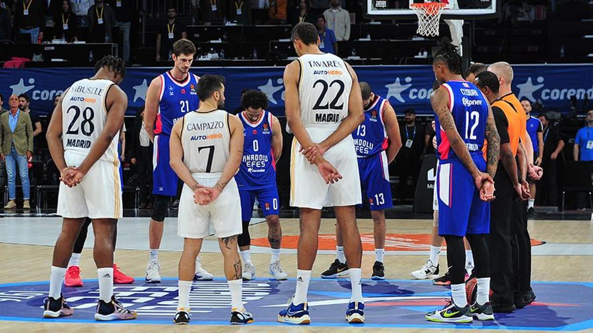 Anadolu Efes'ten 'saygı duruşu' açıklaması