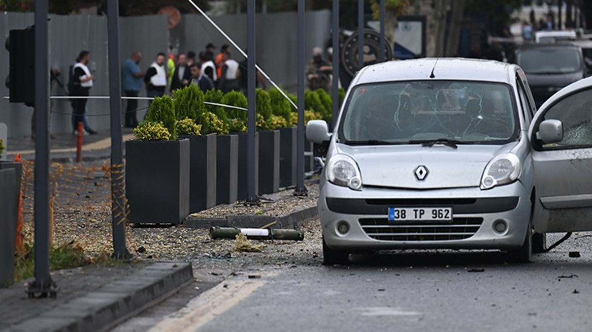 Ankara'da bombalı saldırı girişiminde bulunan teröristler, Kayseri'de bir veterineri öldürüp aracını gasp etmiş