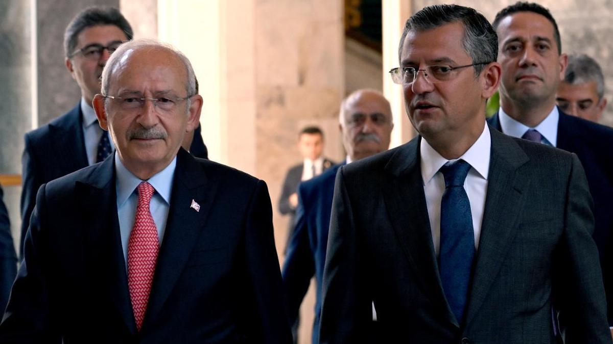 CHP'li Özgür Özel'den Kılıçdaroğlu'nun sözlerine yanıt: Kapı önüne koymaları değil; babaevinin kapılarını açmayı vadediyorum