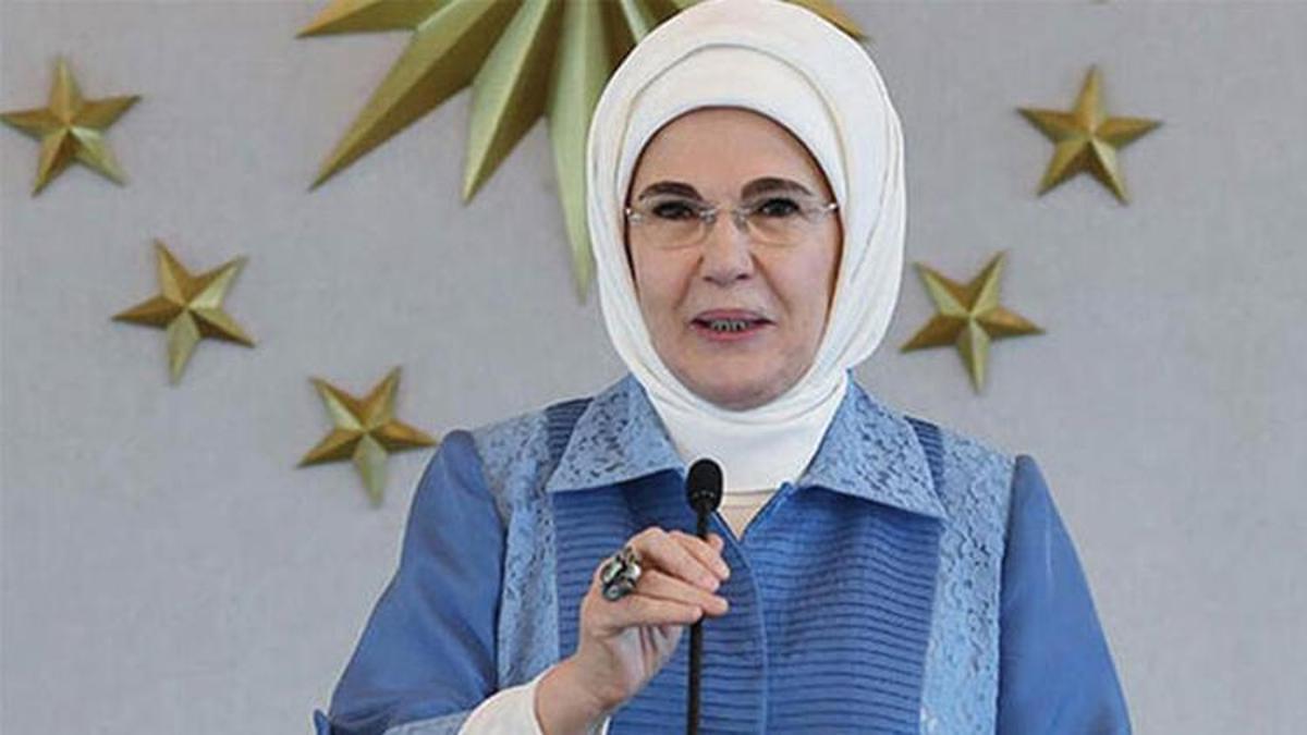 Emine Erdoğan: Çocuk evleri sitelerimizin hayırlı olmasını diliyorum