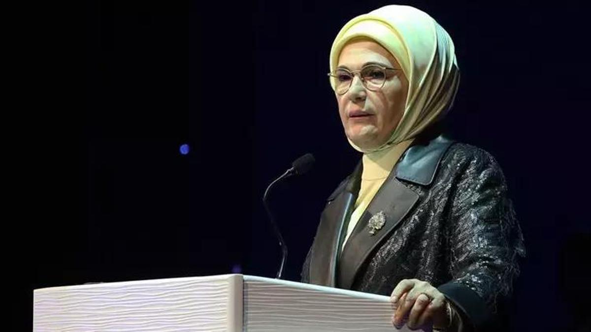 Emine Erdoğan: Gazze'de insanlığın vicdanı ve merhameti ölüyor