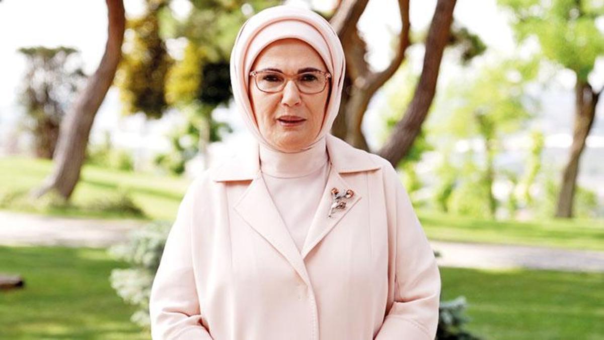 Emine Erdoğan’dan 100. yıl mesajı: Büyük fedakârlığın eseri