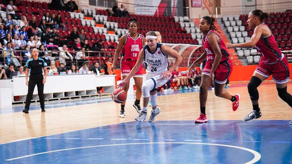 Emlak Konut - Roche Vendee Basket maç sonucu: 86-48