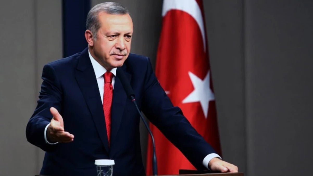 Erdoğan: Tüm vatandaşlarımızı evlerini, dükkânlarını ve arabalarını Türk bayraklarıyla süslemeye davet ediyorum