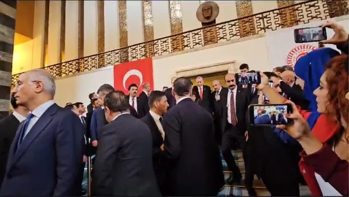 Erdoğan'dan İçişleri Bakanlığı'na Yönelik Saldırıya Yanıtı: "İçişleri Bakanı Görevini Yaptı"