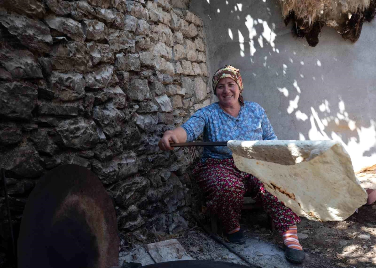 Fotoğraf Sanatçısı Adem Meleke'nin Yörük Yaşamı Sergisi