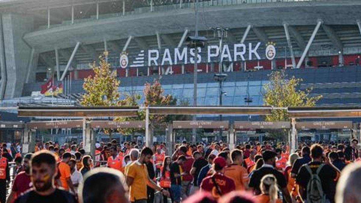 Galatasaray-Beşiktaş derbisinin biletleri satışa çıktı