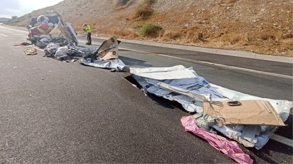 Gaziantep-Şanlıurfa otoyolunda minibüs devrildi: 5 ölü, 5 yaralı