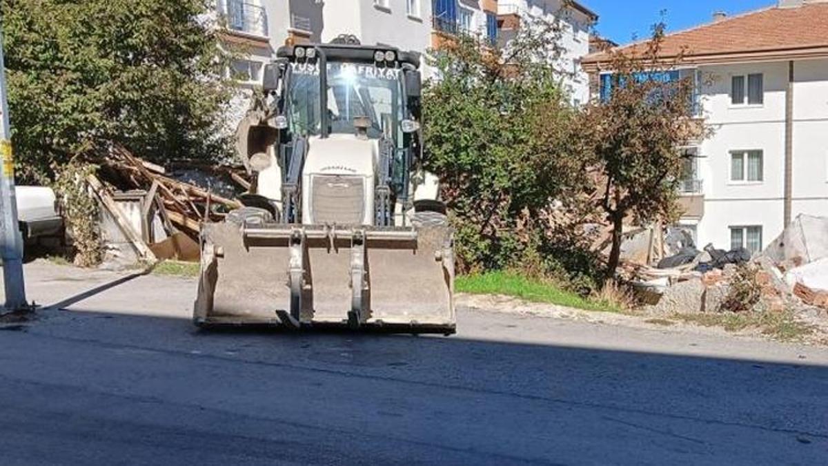 Gecekondu yıkımında kepçe operatörü tüfekle vuruldu