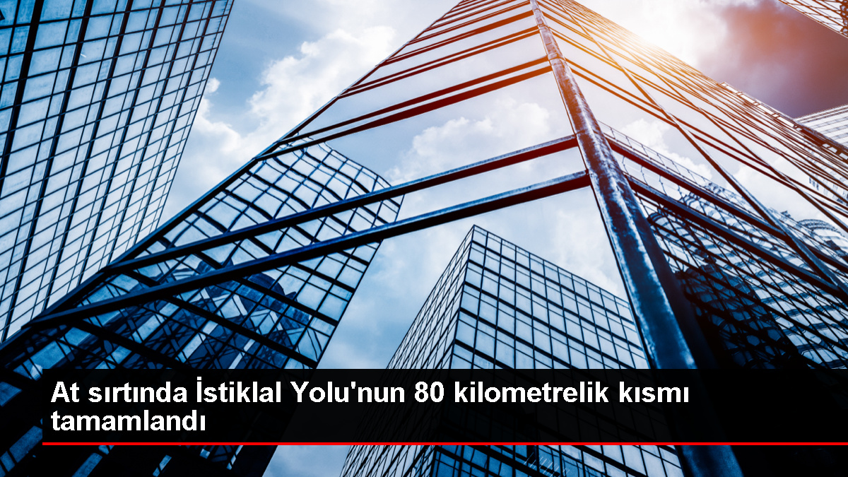 İstiklal Yolu'nda Atlı Yürüyüş Devam Ediyor