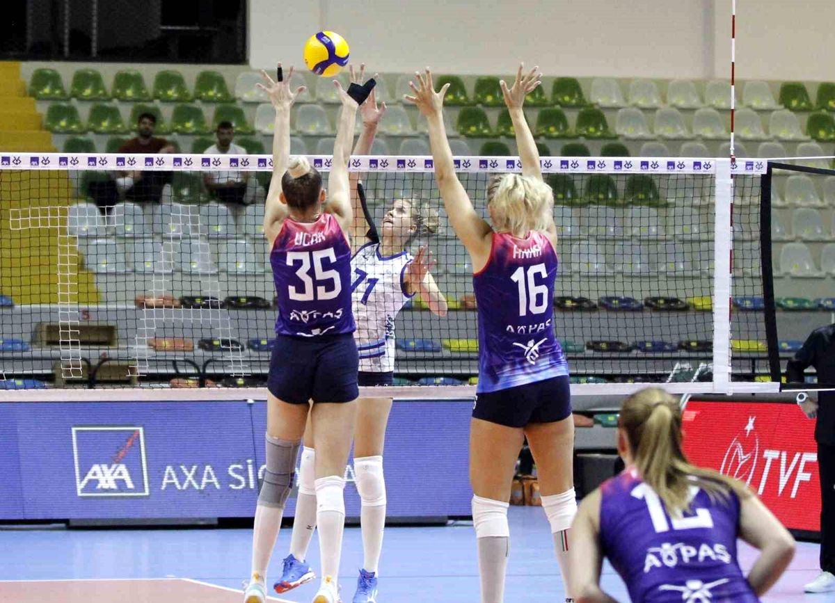 Kadınlar AXA Sigorta Kupa Voley'de Çeyrek Finale Yükselen Son 4 Takım Belli Oldu