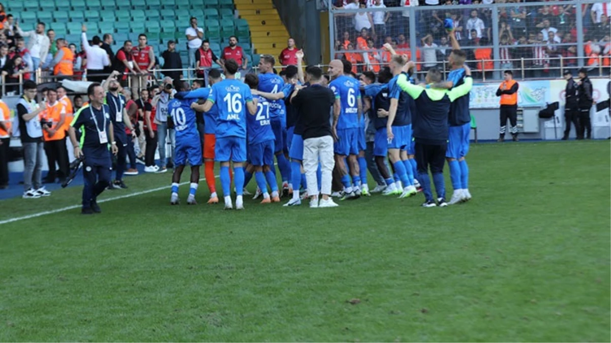 Karadeniz derbisi nefes kesti! 10 kişi Rize, Samsunspor'a şans tanımadı