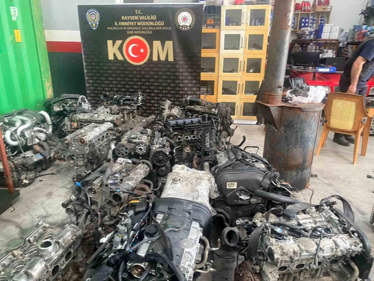 Kayseri'de 30 Adet Kaçak Otomobil Motoru Ele Geçirildi