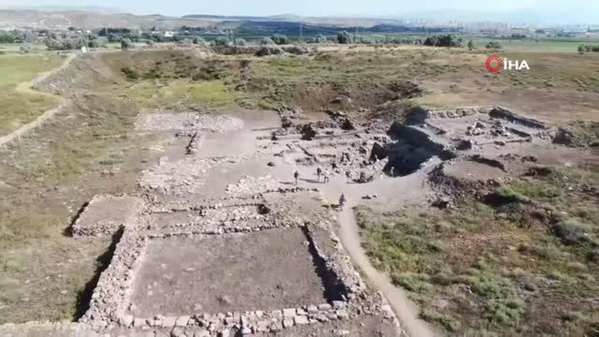 Kültepe Kazılarıyla Tarih 6 Bin Yıl Daha Geriye Gidiyor