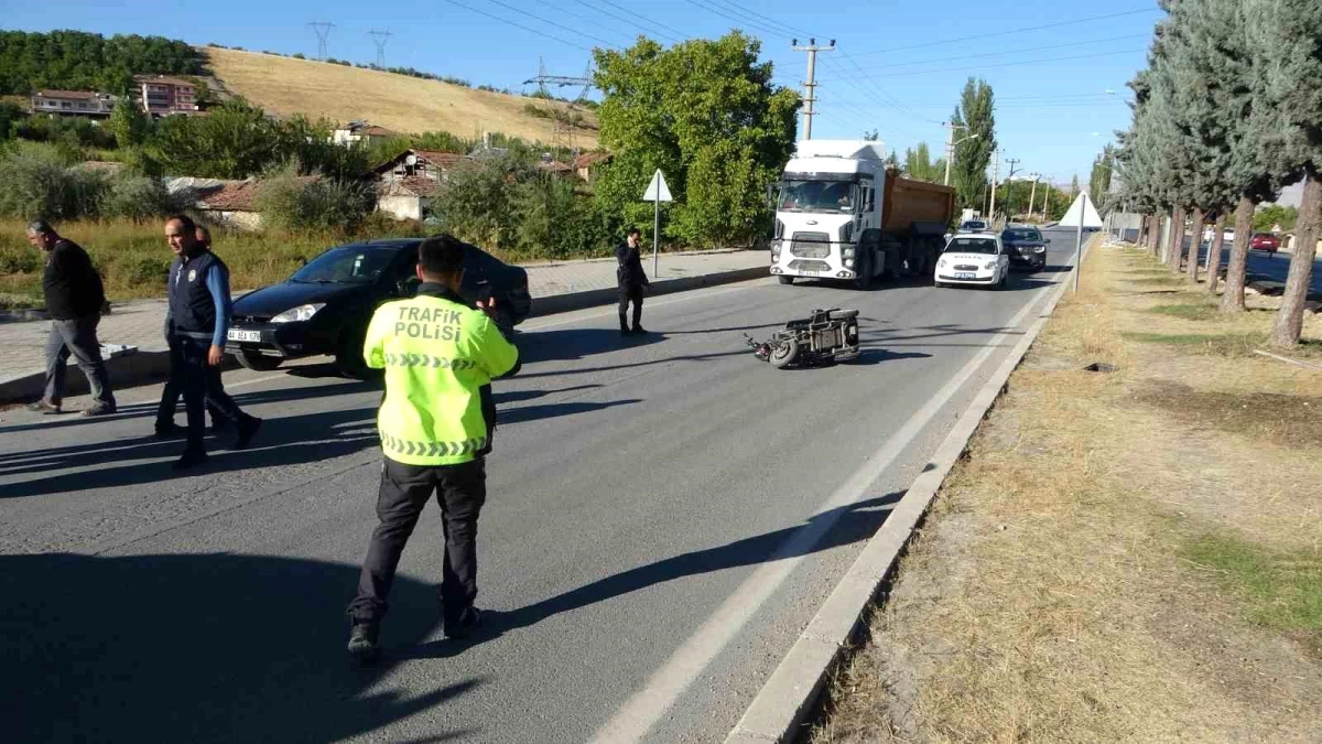 Malatya'da otomobil ile elektrikli bisikletin karıştığı kazada 1 kişi yaralandı