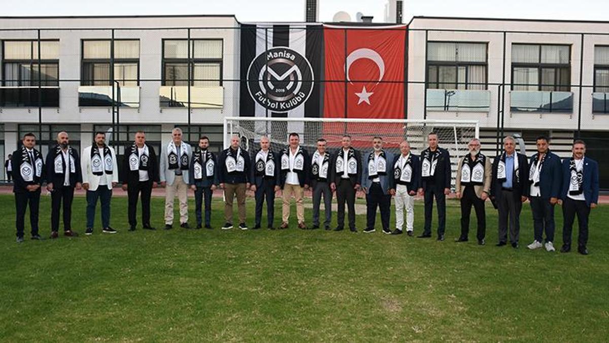 Manisa FK'da görev dağılımı yapıldı