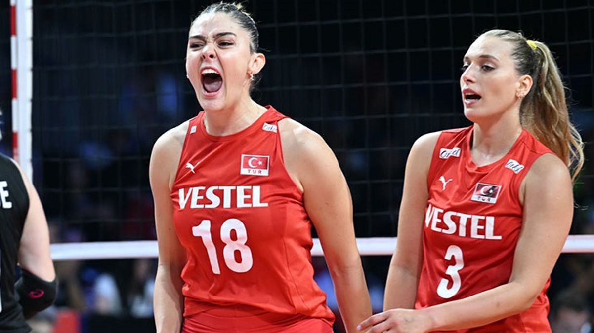 Milli voleybolcu Zehra Güneş tarzıyla doğum günü partisine damga vurdu