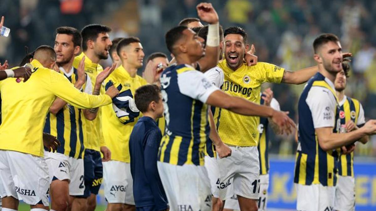 Rekorların gecesi! Fenerbahçe tarihe geçti...