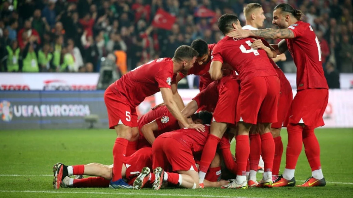 Son Dakika: Türkiye, Letonya'yı 4-0 yenerek EURO 2024'e katılmayı garantiledi