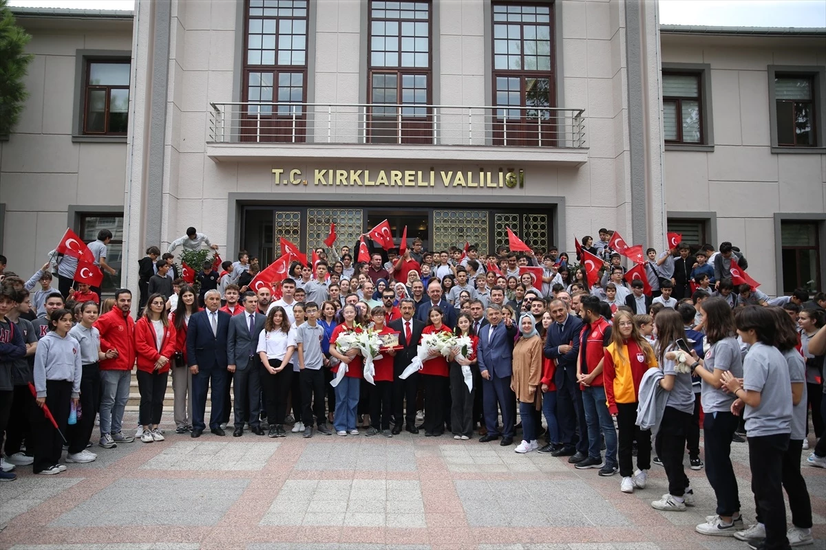 TEKNOFEST'in "Hayalperest Dahiler"i Kırklareli'de törenle karşılandı