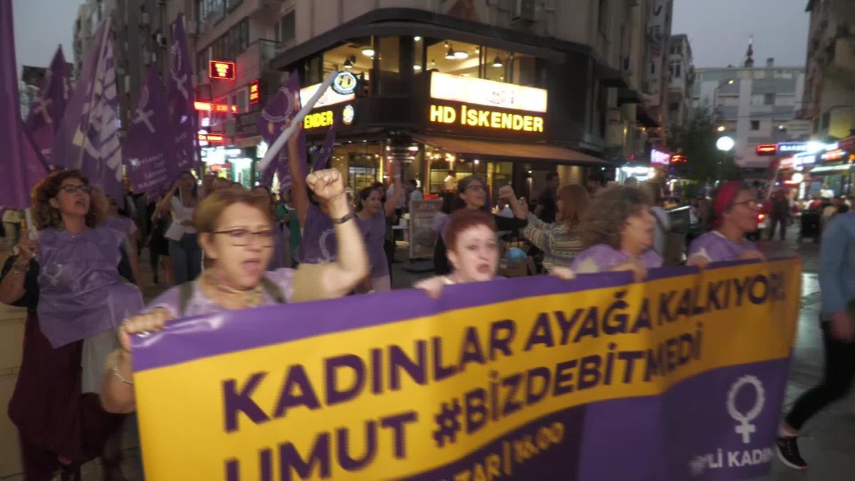 TİP İzmir İl Örgütü, İzmirlileri Kadın Mitingi'ne Davet Etti