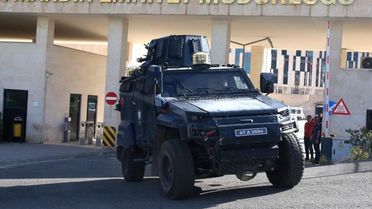 TIR'la aracının önünü kestikleri husumetlilerini öldürmüşlerdi... 2 kardeş kıskıvrak yakalandı