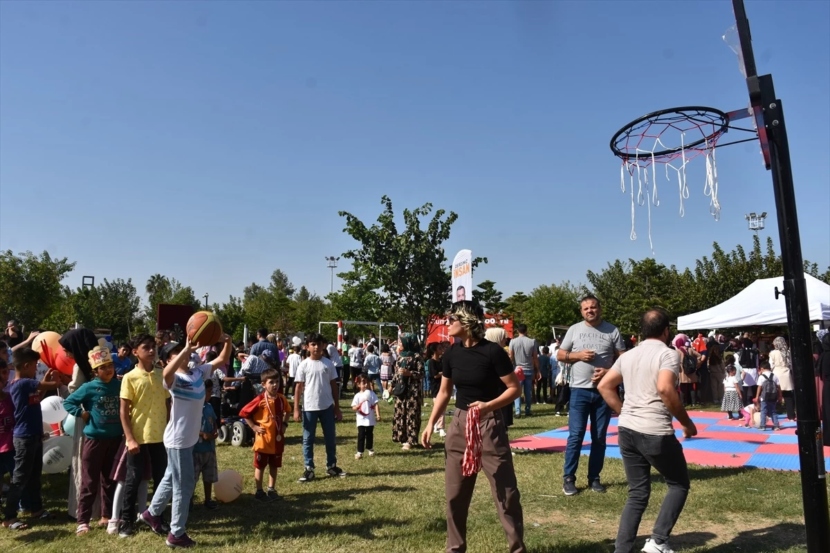 Yüreğir'de Cumhuriyet'in 100. Yıl Dönümü Kutlandı