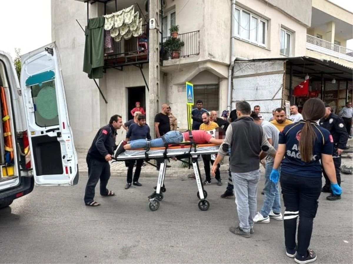 Adana'da otomobil ile motosiklet çarpıştı: 1 yaralı