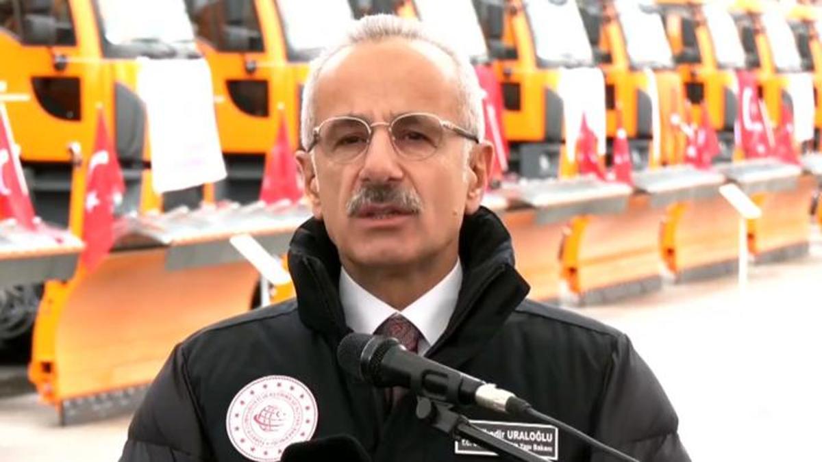 Bakan Uraloğlu: Kış hazırlıklarımız tamam! Ekiplerimiz kar ve buzla mücadele çalışmalarına devam edecek