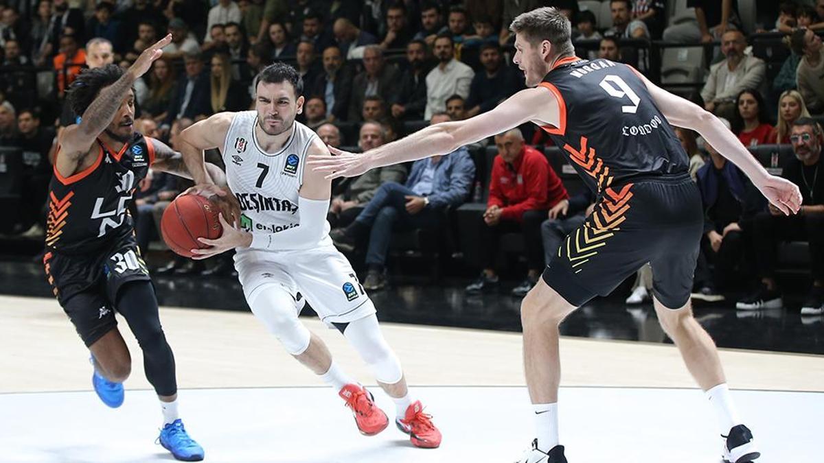 Beşiktaş Emlakjet - London Lions maç sonucu: 80-83