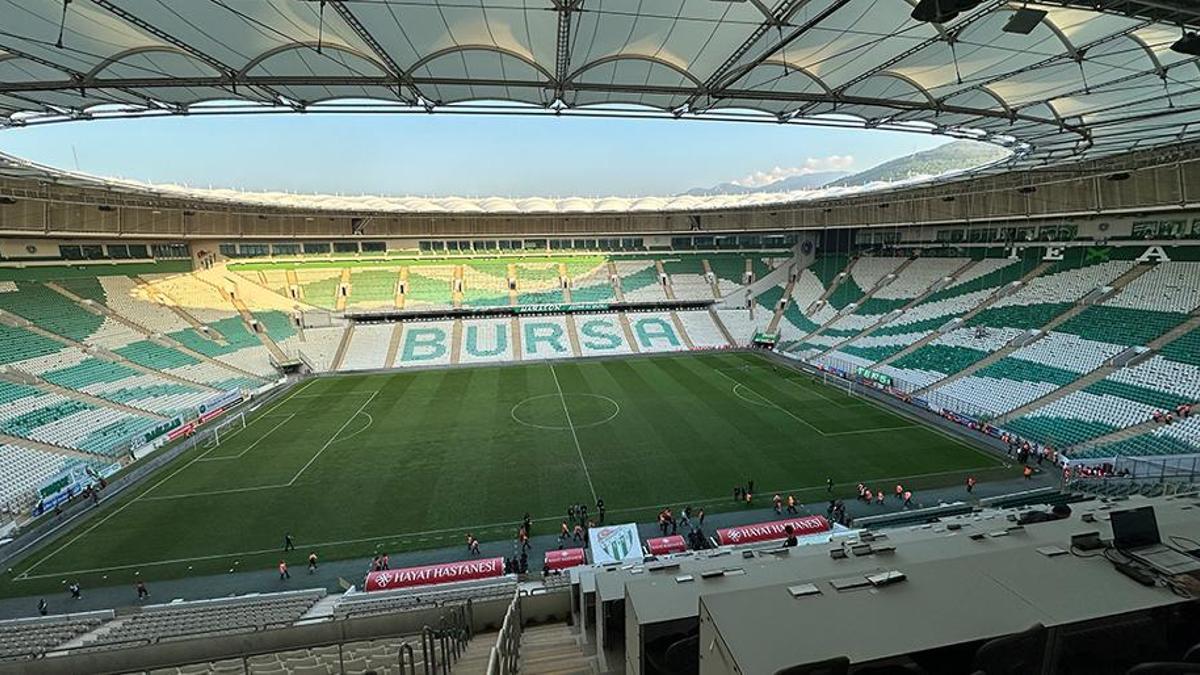 Bursa’da stadyumun ismi resmen Yüzüncü Yıl Atatürk Stadyumu oldu