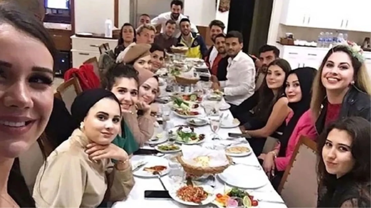 Dilan Polat'ın 4 yıl önce çektiği fotoğraf olay oldu! Karede yer alan herkes güzellik merkezi açıp zengin oldu