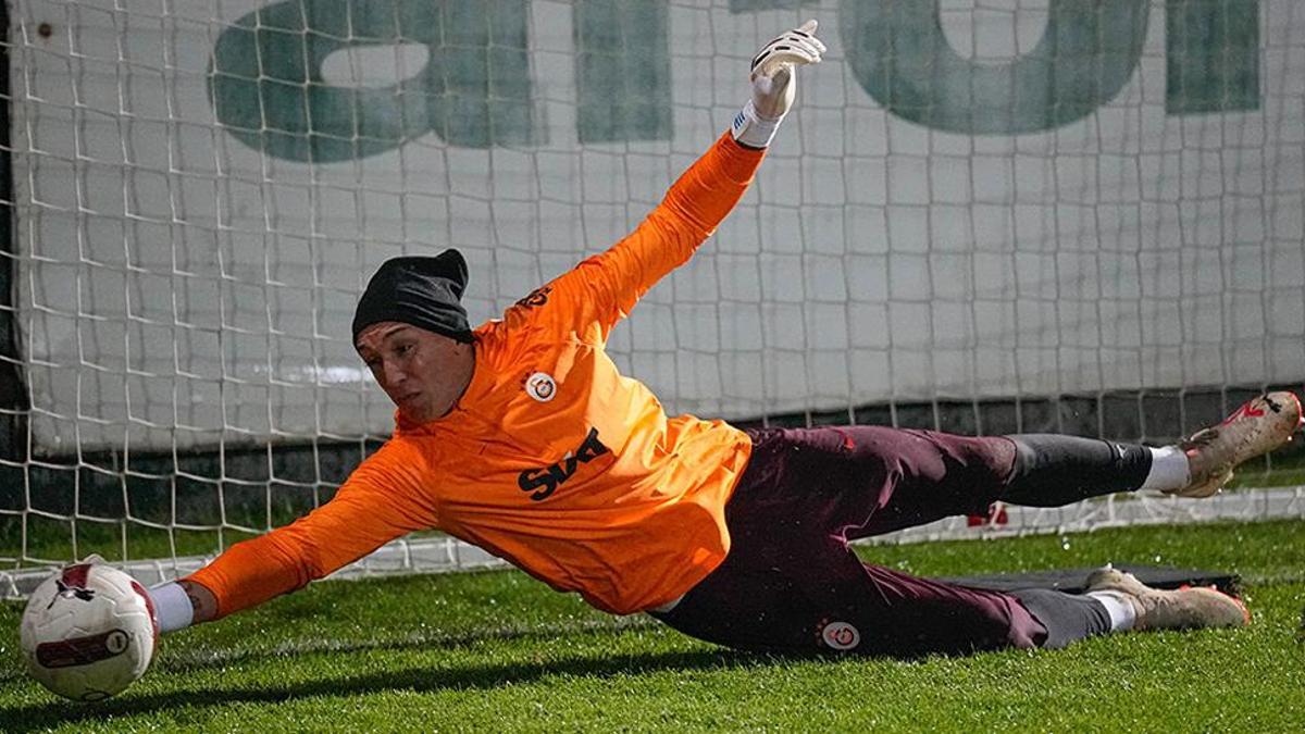 Galatasaray'da Fernando Muslera teklif bekliyor