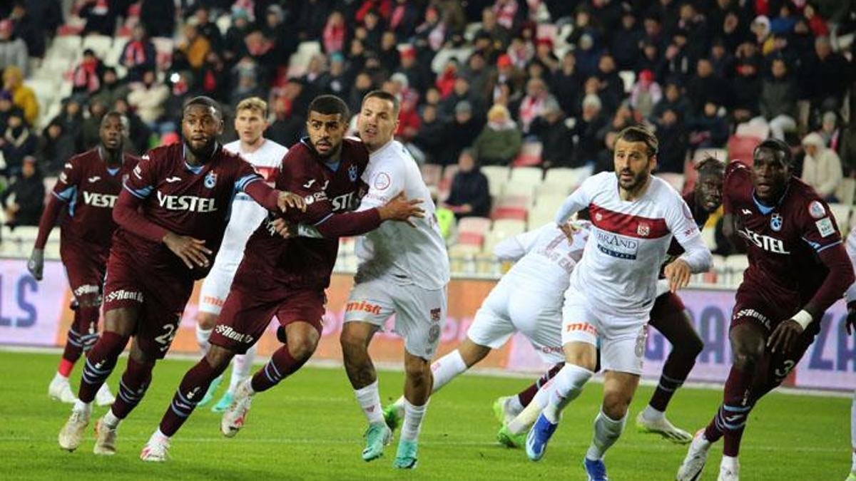 GOL DÜELLOSUNDA KAZANAN YOK! (ÖZET) Sivasspor - Trabzonspor maç sonucu: 3-3