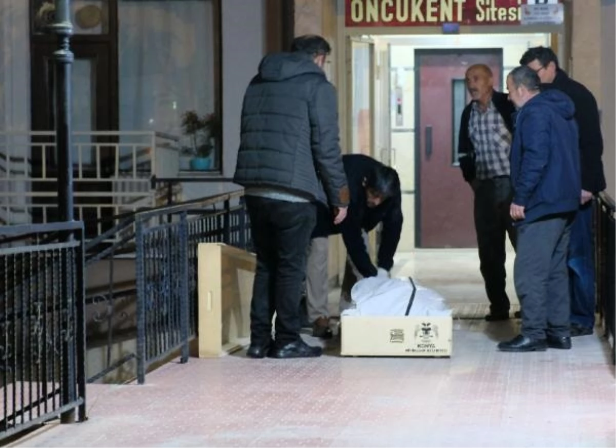 Hamileliği çevresinden gizleyen kadın, evde kendi imkanlarıyla doğum yapmasının ardından bebeği ile ölü bulundu