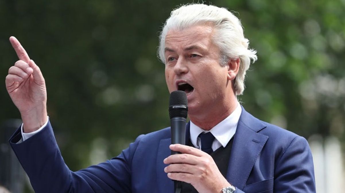 Hollanda'da sandık çıkış anketlerine göre aşırı sağcı Geert Wilders'in partisi önde